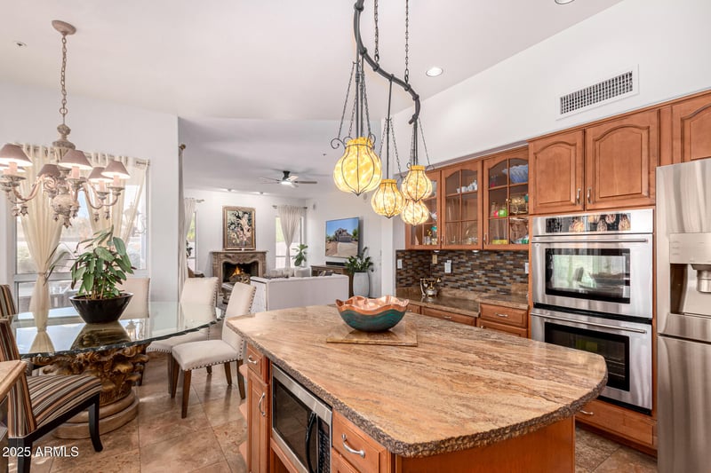 9203 Topeka Dr, Scottsdale, AZ 85255