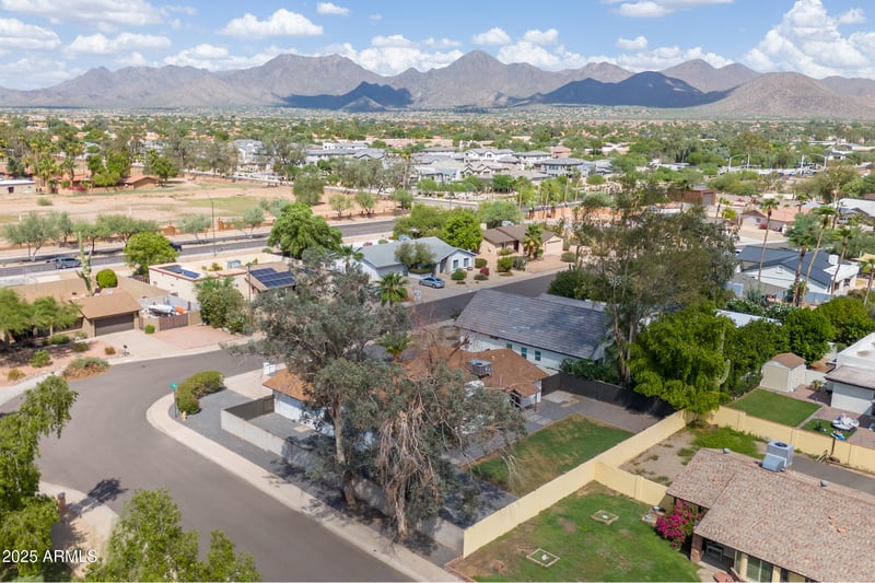 9205 Laurel Ln, Scottsdale, AZ 85260