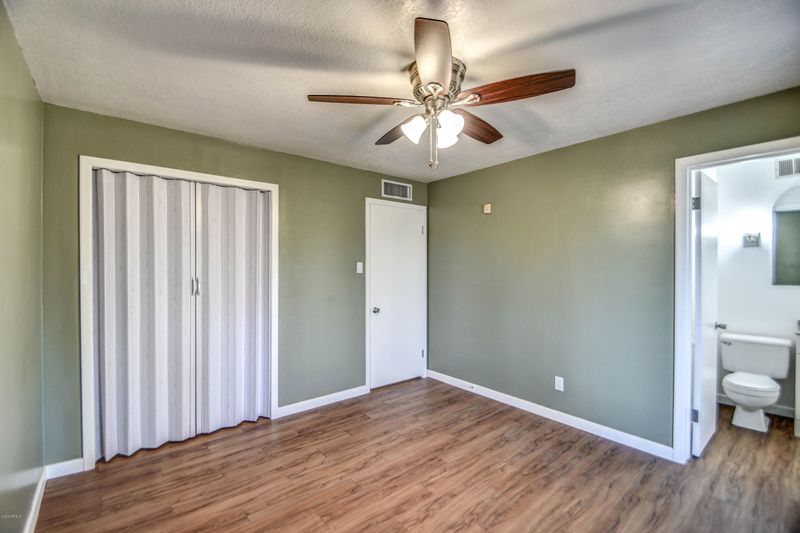9206 S 10th Ave, Phoenix, AZ 85041