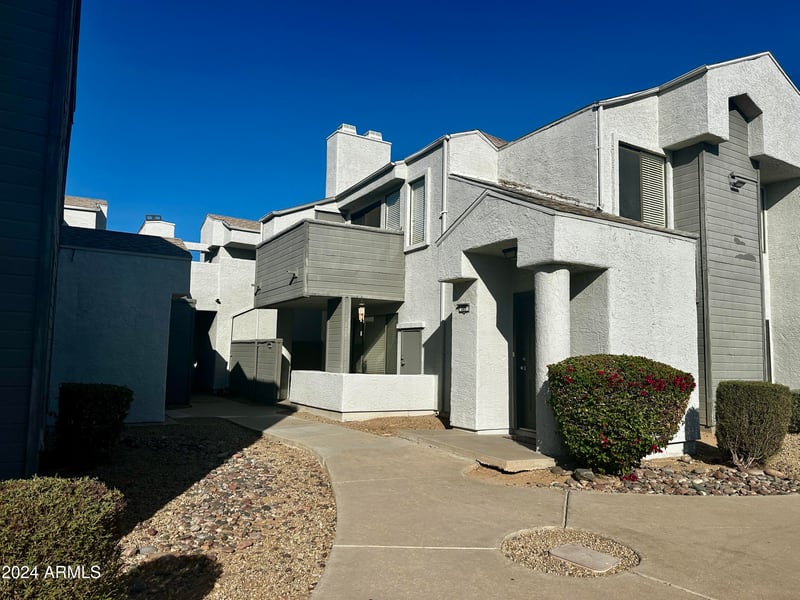 9209 59th Ave #105, Glendale, AZ 85302