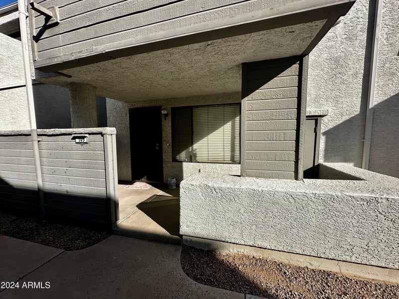 9209 59th Ave #105, Glendale, AZ 85302