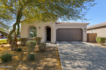 9209 W Wilow Bend Ln, Phoenix, AZ 85037