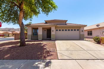 921 Beth Dr, Phoenix, AZ 85042