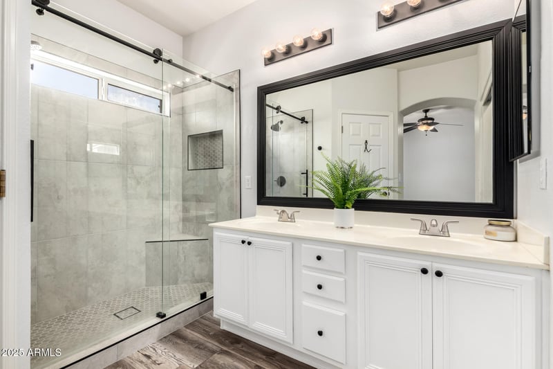 921 Breckenridge Ave, Gilbert, AZ 85233