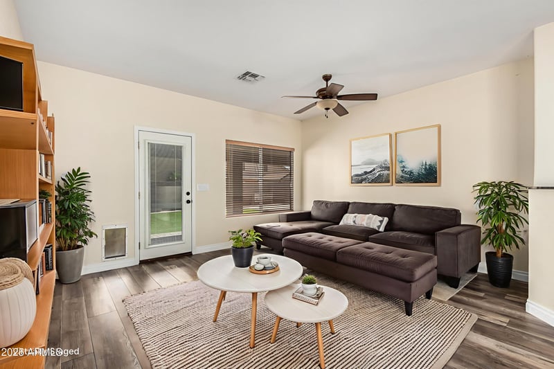 921 Breckenridge Ave, Gilbert, AZ 85233