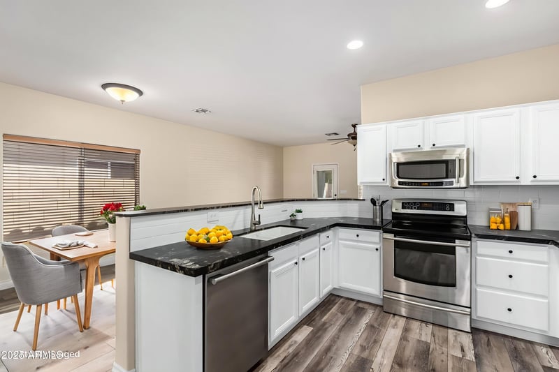 921 Breckenridge Ave, Gilbert, AZ 85233