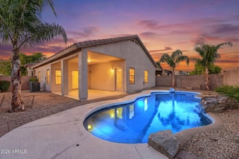 921 Dana Dr, San Tan Valley, AZ 85143