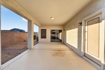 921 Dana Dr, San Tan Valley, AZ 85143