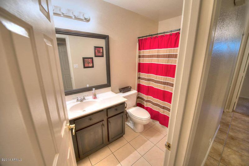 921 E Gary Dr, Chandler, AZ 85225