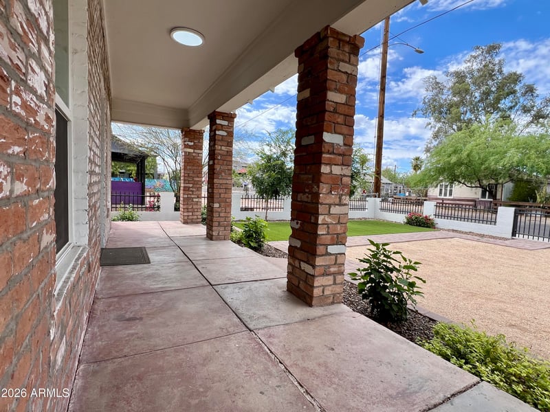 921 Roosevelt St, Phoenix, AZ 85006