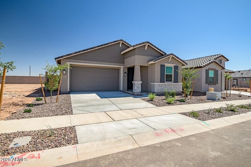 921 Finch Dr, Queen Creek, AZ 85142