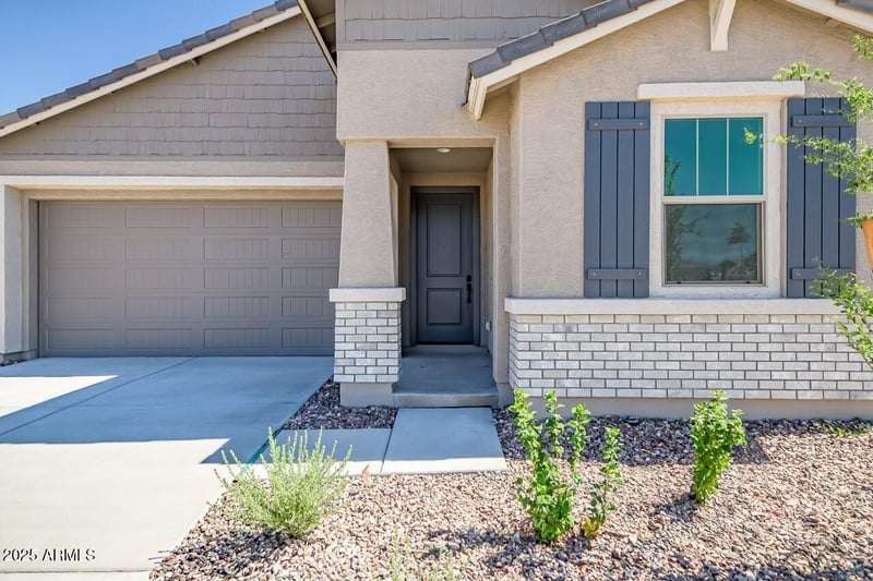 921 Finch Dr, Queen Creek, AZ 85142