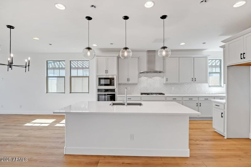 921 Finch Dr, Queen Creek, AZ 85142
