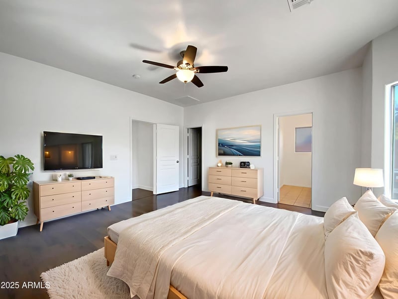 921 Payton St, San Tan Valley, AZ 85140