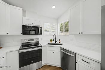 921 S Val Vista Dr #51, Mesa, AZ 85204
