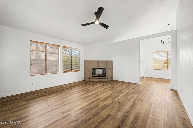 921 S Val Vista Dr #60, Mesa, AZ 85204