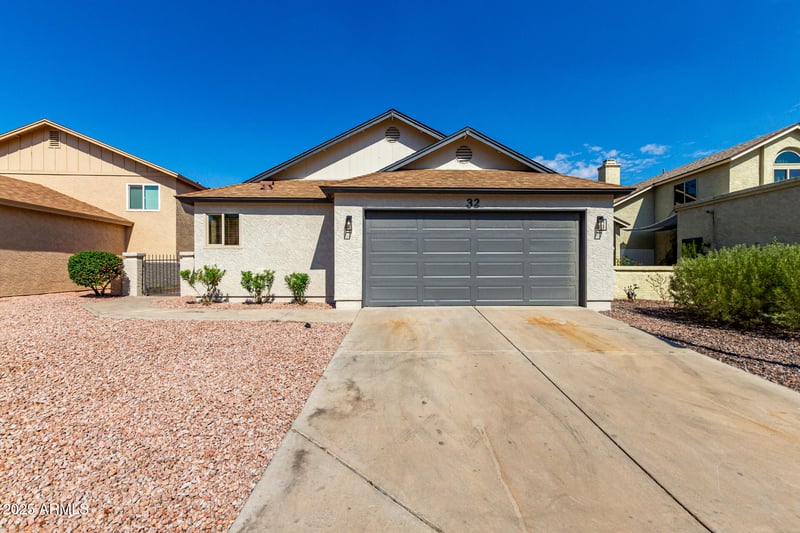 921 Val Vista Dr #32, Mesa, AZ 85204