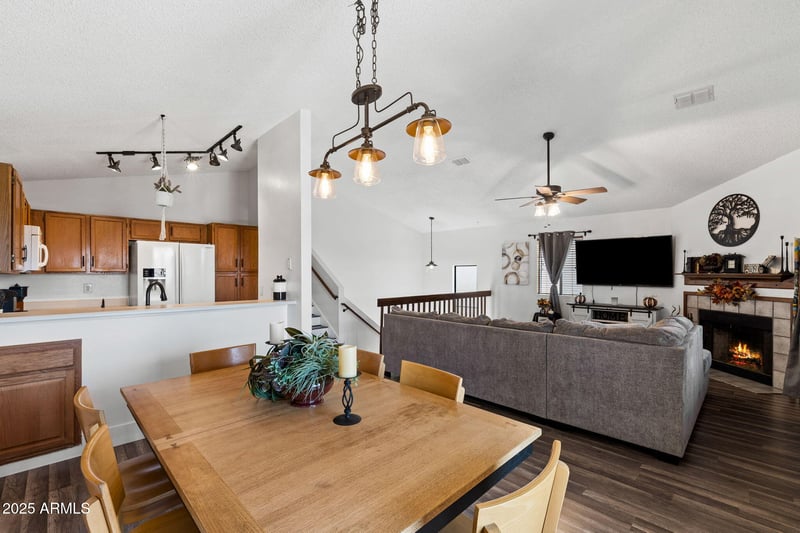 921 Val Vista Dr #83, Mesa, AZ 85204
