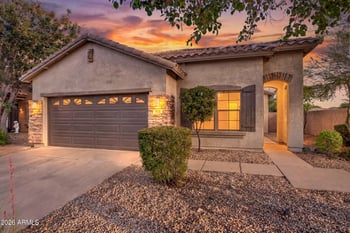 921 Dana Dr, San Tan Valley, AZ 85143