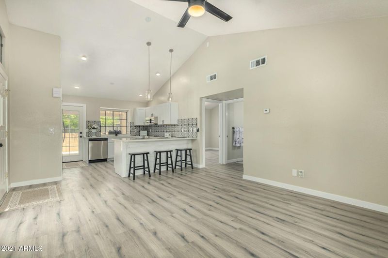 921 W University Dr #1013, Mesa, AZ 85201