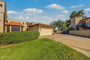 9211 S 47th Pl, Phoenix, AZ 85044
