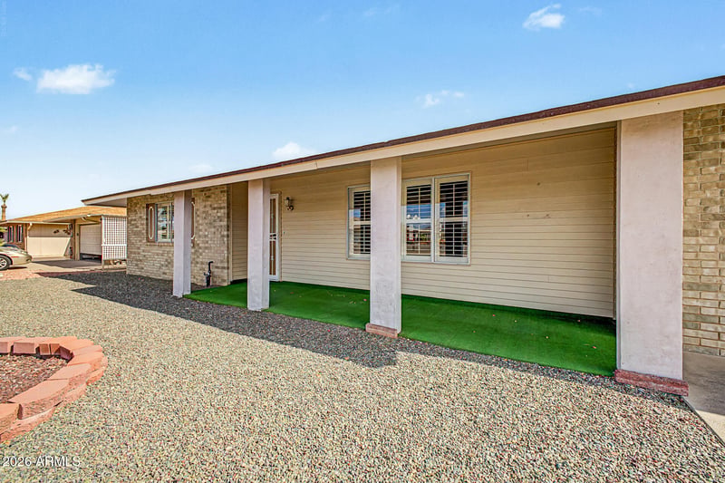 9213 W Long Hills Dr, Sun City, AZ 85351