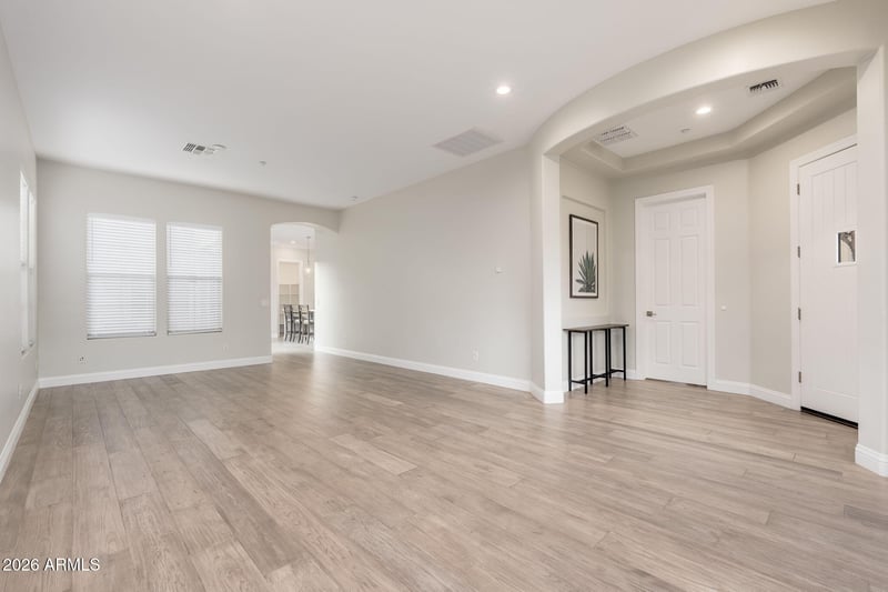9214 E Via De Vaquero Dr, Scottsdale, AZ 85255