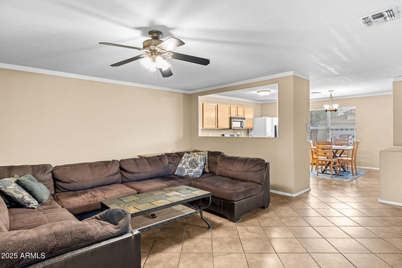 9214 Pierson St, Phoenix, AZ 85037