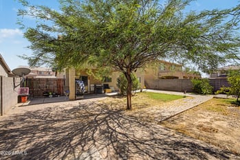 9214 Hazelwood St, Phoenix, AZ 85037