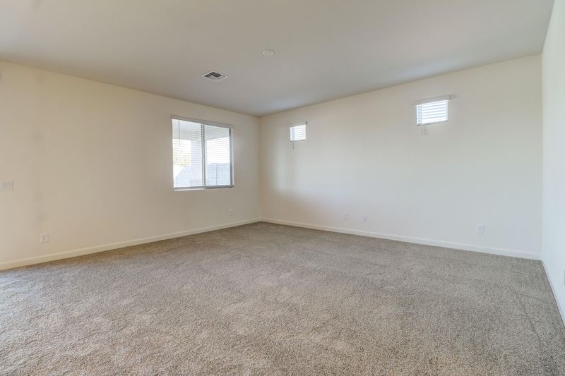 9215 N 98th Ave, Peoria, AZ 85345