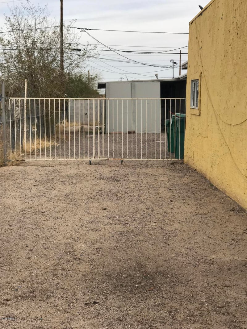 9215 S Calle Sahuaro St, Guadalupe, AZ 85283
