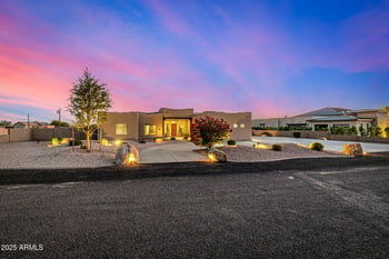 9215 W Buckskin Trl, Peoria, AZ 85383