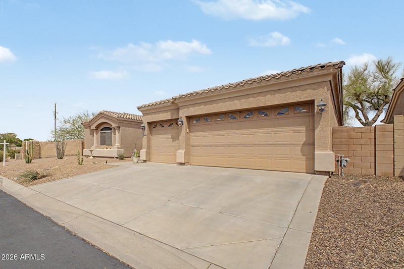 9216 Golden St, Mesa, AZ 85207
