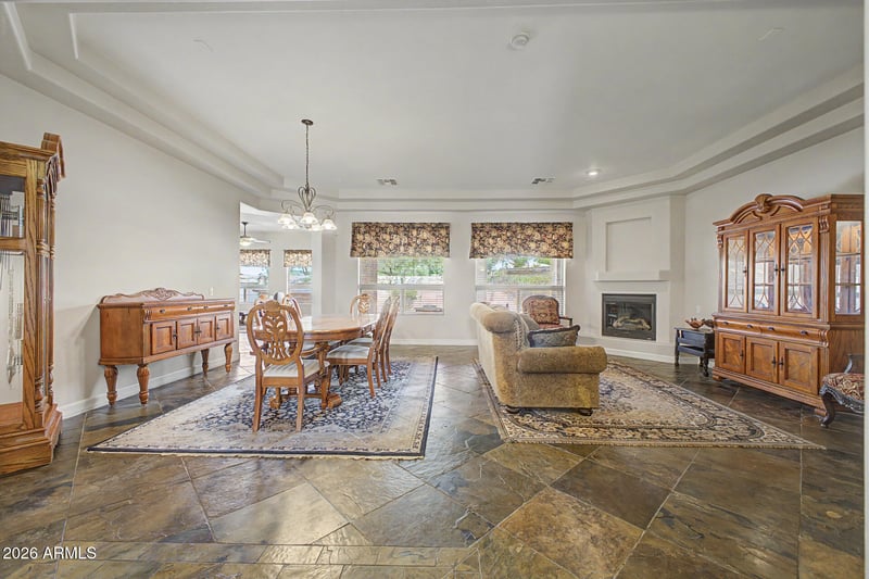 9216 Golden St, Mesa, AZ 85207
