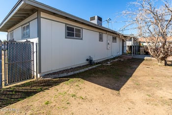 9216 Mobile Ave, Peoria, AZ 85345