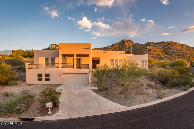 9219 16th Pl, Phoenix, AZ 85020