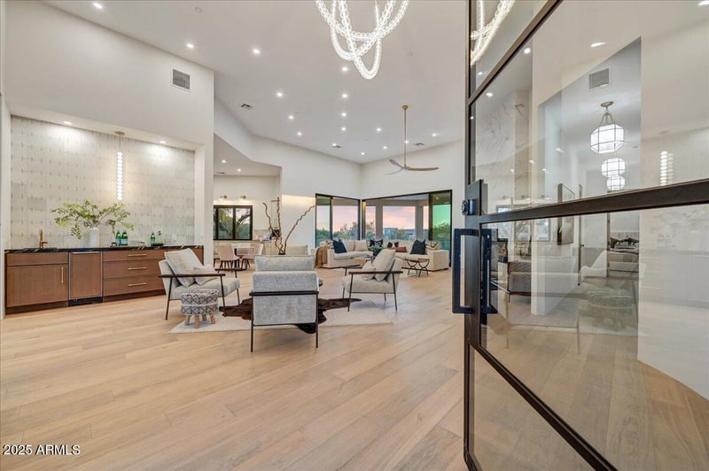 9219 Los Gatos Dr, Scottsdale, AZ 85255