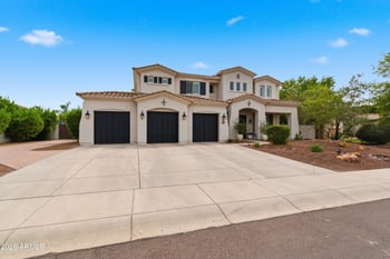 9219 Molly Ln, Peoria, AZ 85383
