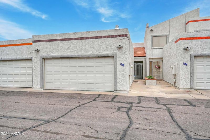 9219 N 47th Dr, Glendale, AZ 85302