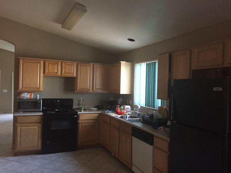 922 E Calle Adobe Ln, Goodyear, AZ 85338