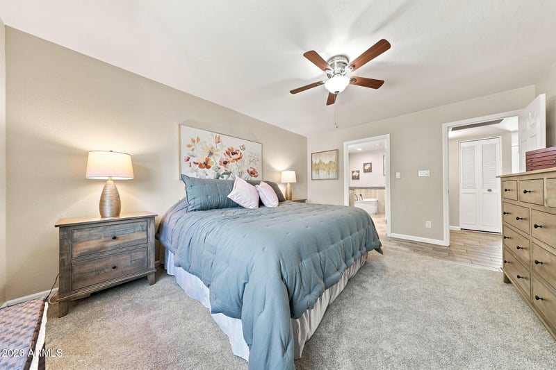 922 S Ember Cir, Mesa, AZ 85208