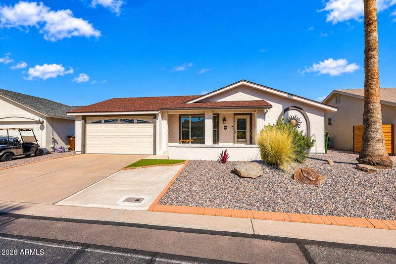 922 S Ember Cir, Mesa, AZ 85208