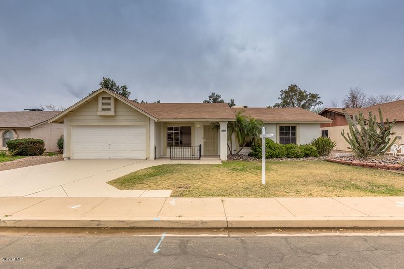 922 S Gilmore St, Mesa, AZ 85206