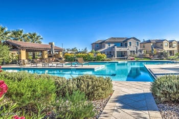 922 Yellowstone Way, Chandler, AZ 85248