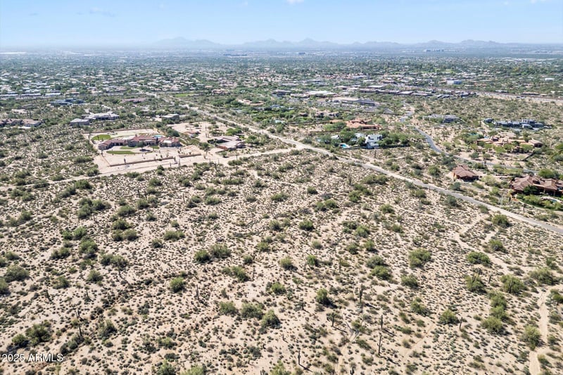 9220 Mariposa Grande Dr #1, Scottsdale, AZ 85255