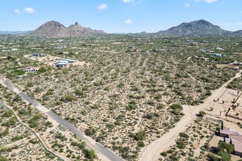 9220 Mariposa Grande Dr #1, Scottsdale, AZ 85255