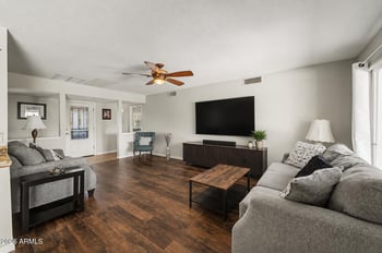 9220 W Pineridge Dr, Sun City, AZ 85351