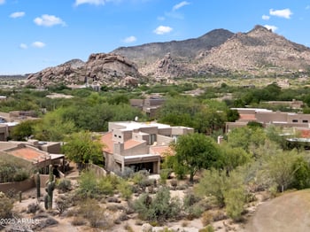 9220 Whitethorn Cir, Scottsdale, AZ 85266