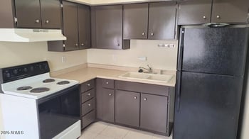 9222 N 35th Ave #11, Phoenix, AZ 85051