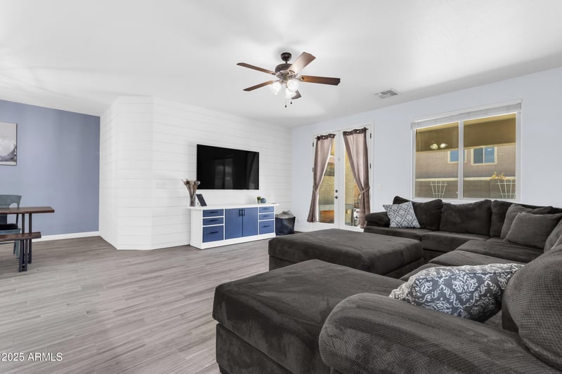 9223 Hedge Hog Pl, Peoria, AZ 85383